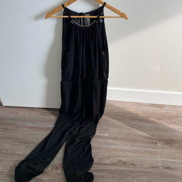 Black sleeveless jumpsuit - Picture 2 of 4